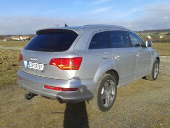 Audi Q7 3,0TDI Sline Quattro 7.míst - 6