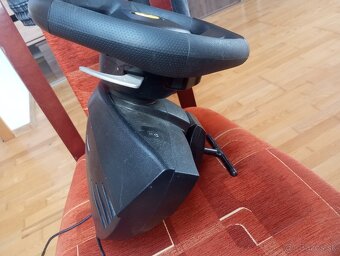 Volant na všetky xboxi - 6