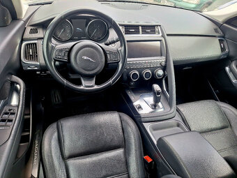 Jaguar E-Pace 2.0 diesel I4 R-Dynamic Base AWD A/T - 6