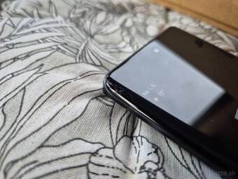 Predám Motorolu Edge 30 Fusion 5G 128GB - 6