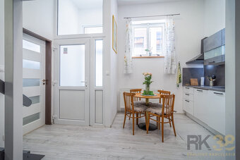 Dva priestranné apartmány v centre Popradu - 6