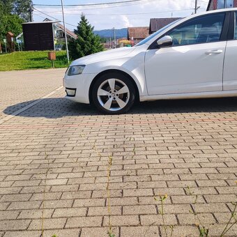 Škoda Octavia 3 1.6 TDI CR. Manuál. - 6