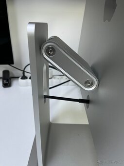  Apple Studio Display - Sklo s nanotextúrou - Stojan - 6