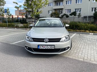 VW Jetta 1,6tdi  2011 - 6