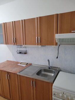 Predaj 3 - izbového bytu v Leviciach - 6