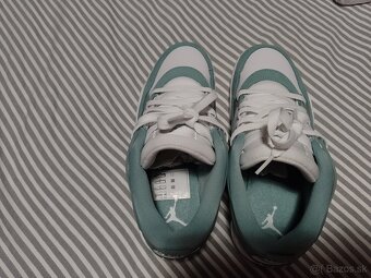 Predám AIR JORDAN 4 RM - 6