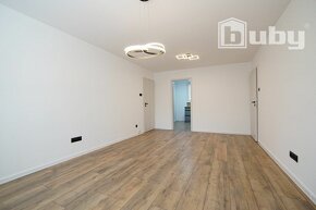 Krásny 3 izbový byt (70 m2) s veľkou zasklenou loggiou, po k - 6