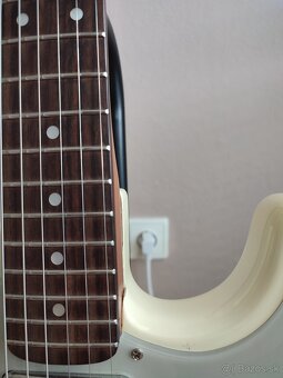 Predám kópiu Fender stratocaster - 6