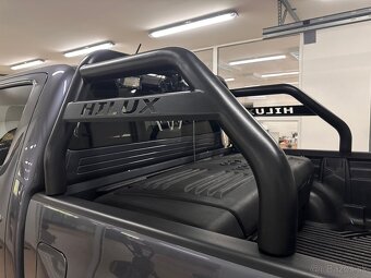 Toyota Hilux 3.0 A/T 2014 - 6