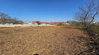 400 m2 POZEMOK na výstavbu rodinného domu - Kysta - 6