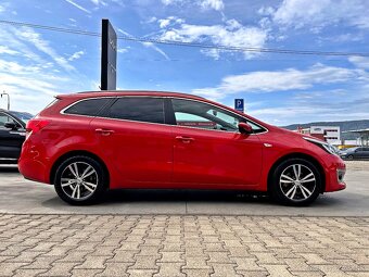 Kia Ceed SW JD 1,6 CRDi M6 SILVER - 6