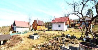 NA PREDAJ ZÁHR.CHATA V DUBNICI NAD VÁHOM S VÝMEROU... - 6