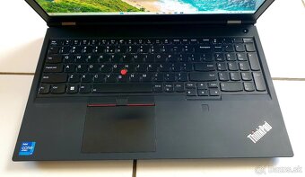 Lenovo ThinkPad P15 Gen 2 i7-11Gen/32GB/2/512SSD silná batt - 6