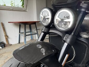 Triumph Rocket 3 GT Limitovaná edícia - 6