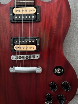 Gibson SGJ - 6