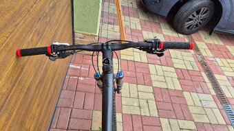 Celoodpružený horský bicykel značky  GHOST - 6