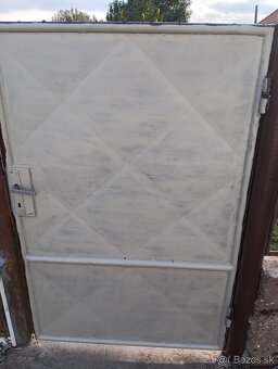 Predám dvojkrídlová brána + bránička - 6