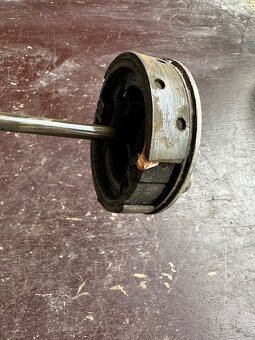 Predám predné koleso, stred kolesa JAWA 550 - 6