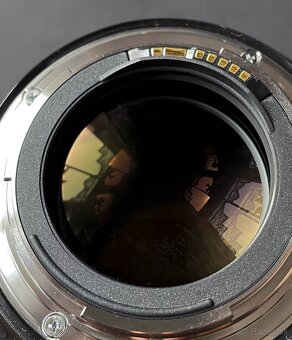 Canon EF 85mm f1.4 L IS USM - 6