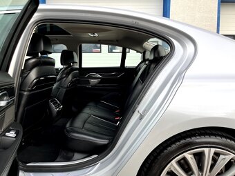 BMW 730 Xdrive - 6
