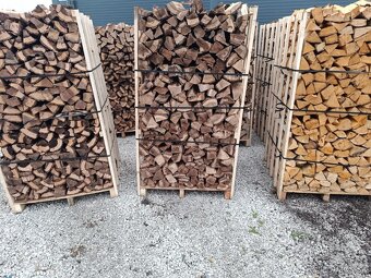 Palivove drevo DUB BUK 1,8m3 ukladane štiepané v klietke - 6