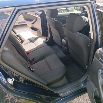 Toyota Avensis - 6