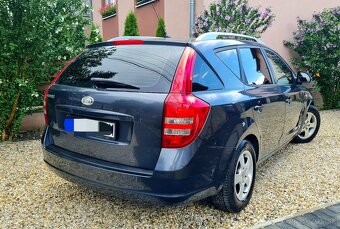 KIA CEED SPORTWAGON 1.6 CRDI - 6