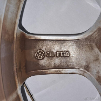 Hliníkové Volkswagen disky 5x100 R15 6J ET40 - 6