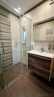 PREDAJ ATRAKTÍVNEHO 3-IZB. BYTU S LOGGIOU V PROSTREDÍ PLNOM - 6