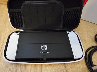 Nintendo Switch OLED White - 6