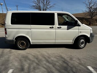 Volkswagen Transporter T5 - 6