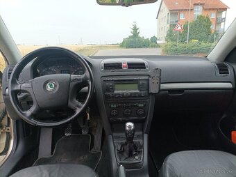 Škoda Octavia 2 2.0 TDI 103kw - 6