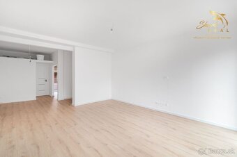 4i byt s otvorenou dispozíciou a 2 balkónmi v srdci Starého - 6