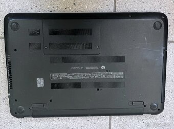 HP Pavilion / Celeron 1007U / 8GB RAM / 120GB SSD / 15.6" - 6