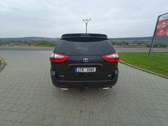 TOYOTA SIENNA XLE 3,5 V6 AWD 2015 NOVÝ MODEL 7 míst LPG - 6