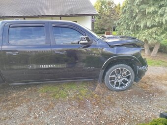 Dodge RAM LARAMIE , 4x4 , full vybava , 2019 rok - 6