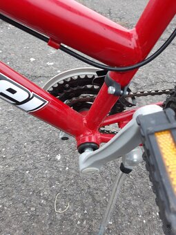 Predám dievčenský bicykel veľkosť kolies 24 - 6