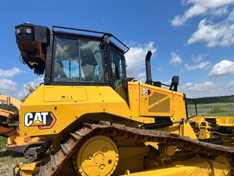 Buldozer caterpillar D5 D6 LGP Nový model - 6