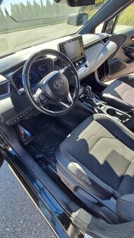 TOYOTA COROLLA combi 2.0 HYBRID - 6