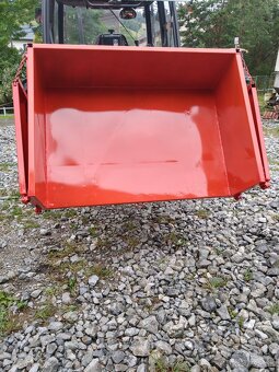 Nesená bedňa lyžica za malotraktor - 6