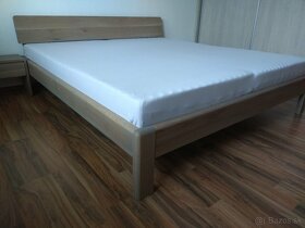 Dubová posteľ Izabela + stolíky + rošty, za komplet iba 630€ - 6