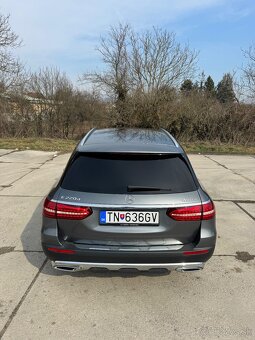Predám Mercedes E trieda 220D allterain 4 matic - 6