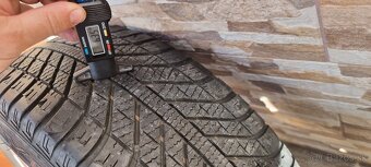 Predam orginal VW elektrony 5x112 r16 et45 J7 / 205/55 r16 - 6