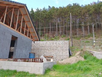 Trojizbový rodinný dom typu bungalov s terasou v... - 6