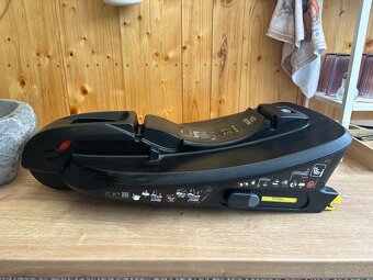 Vajíčko Britax s Isofixom - 6