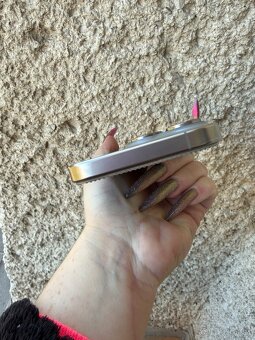 Apple iPhone 15pro,128GB - 6