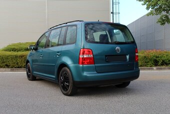 Volkswagen Touran 2.0 TDI DSG - 6