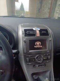 Predám Toyota Auris 1,6 benzín - 6