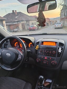Predam auto Kia ceed 2008 1.6 66Kw - 6