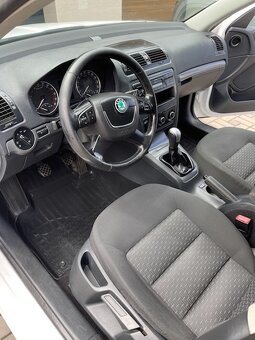 Predam škoda octavia combi 2 facelift - 6